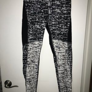 Leggings with pockets